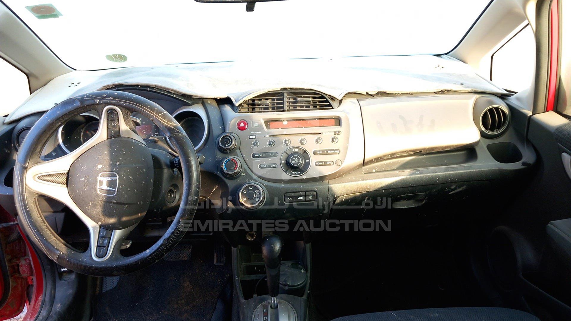 2014 HONDA JAZZ VIN: JHMGE8888ES400035