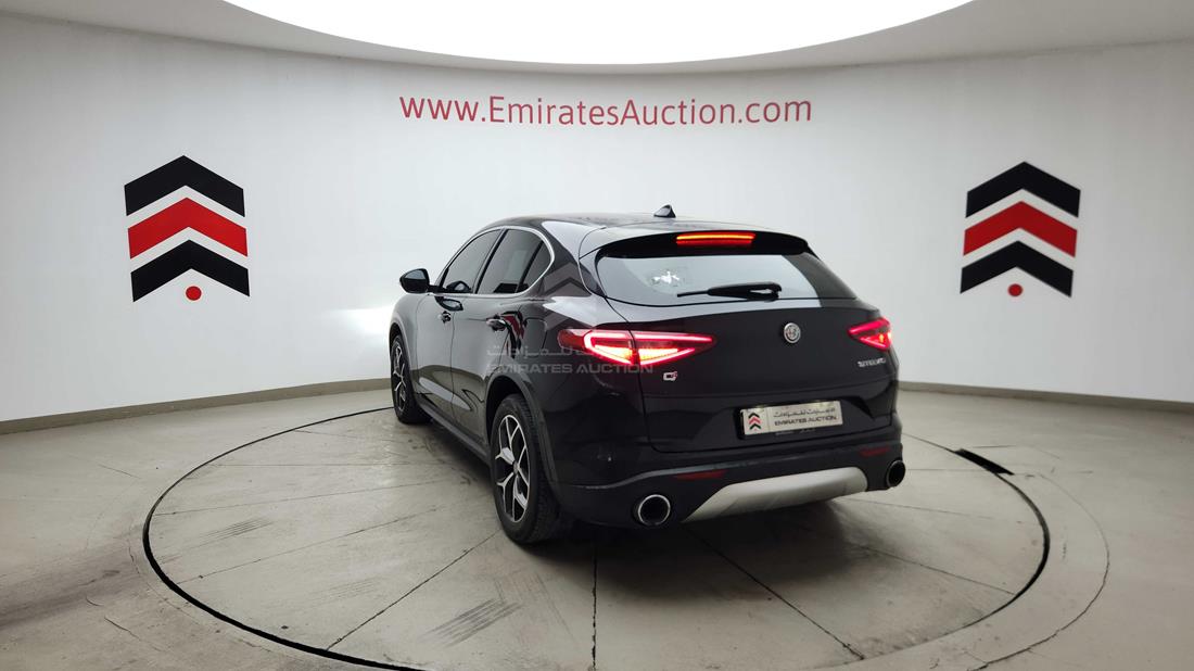 2019 Alfa Romeo Stelvio — Rear Left Angle — Photo 9