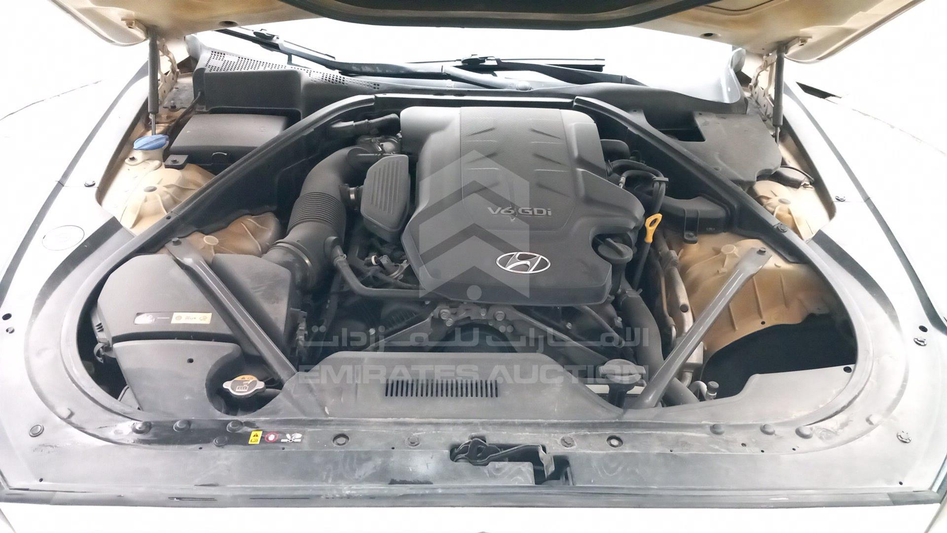 2017 HYUNDAI GENESIS VIN: KMHGN41E7HU183544