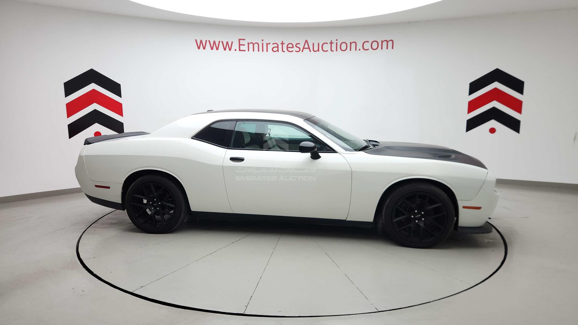 2015 DODGE CHALLENGER VIN: 2C3CDZAT0FH831845