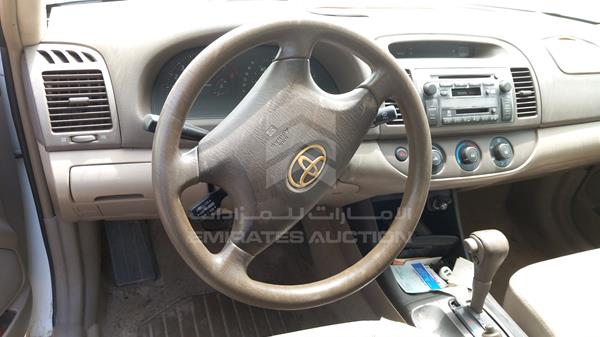 Toyota CAMRY 2004 4T1BE32K64U272511 Image 4