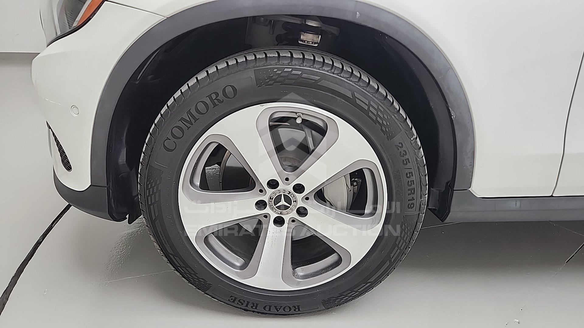 2019 MERCEDES GLC 300 VIN: WDC0G4JB9KV182140
