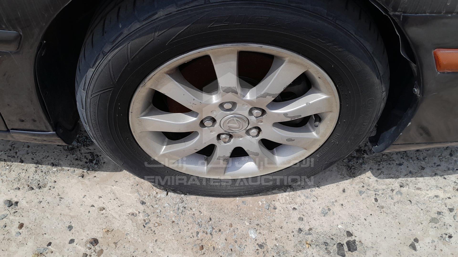2005 LEXUS ES 330 VIN: JTHBA30G455082697