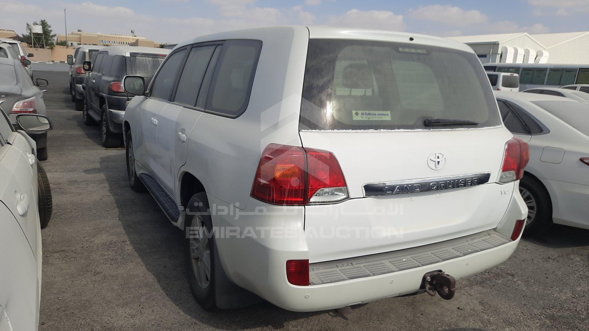 2014 TOYOTA LAND CRUISER VIN: JTMDU09J1E5082705