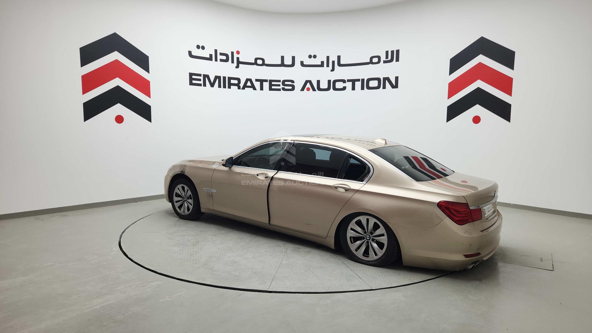 2011 BMW 740 LI VIN: WBAKB2109BC676829