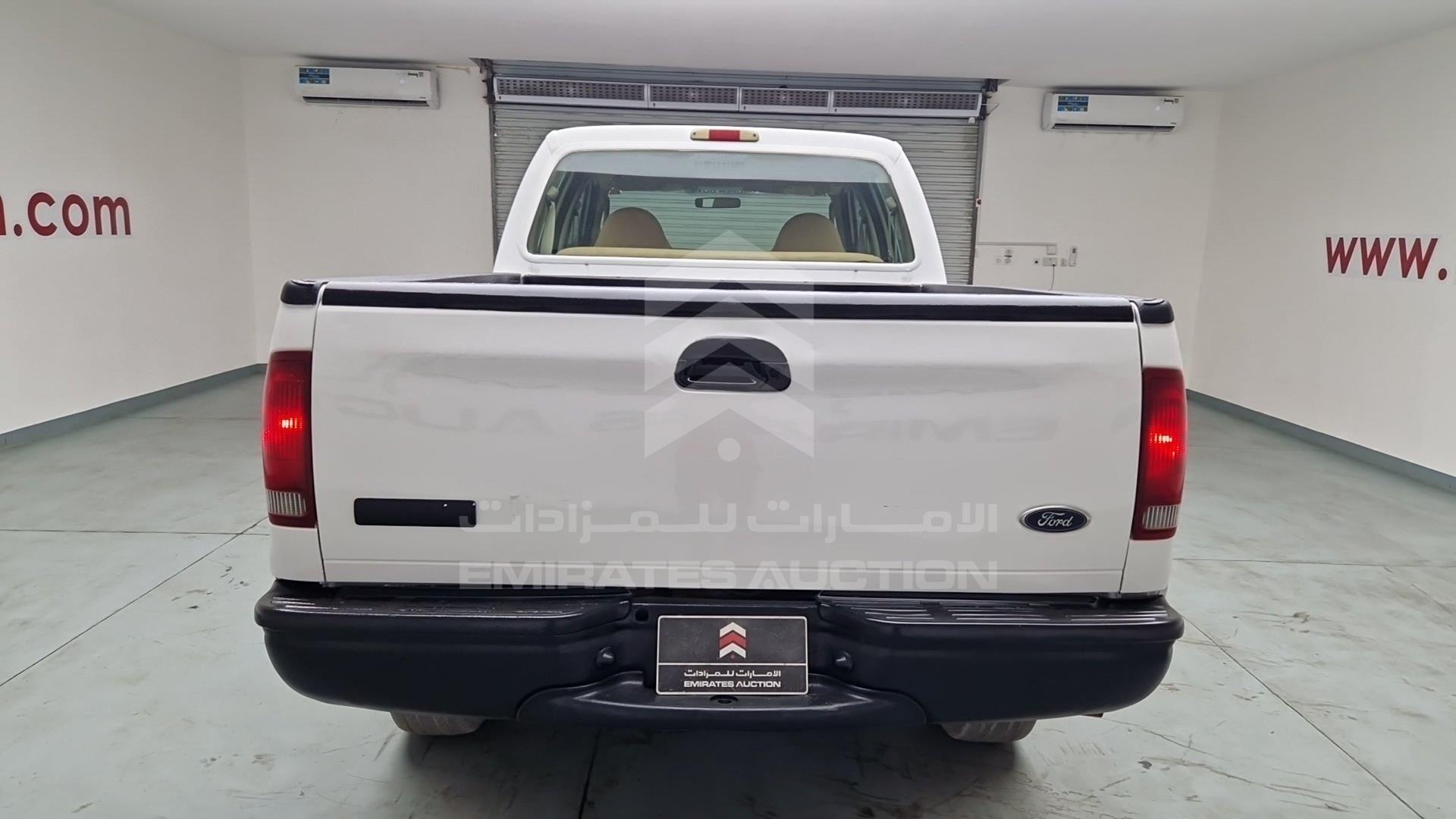2005 FORD F 350 VIN: 1FTWW31P05EC03356