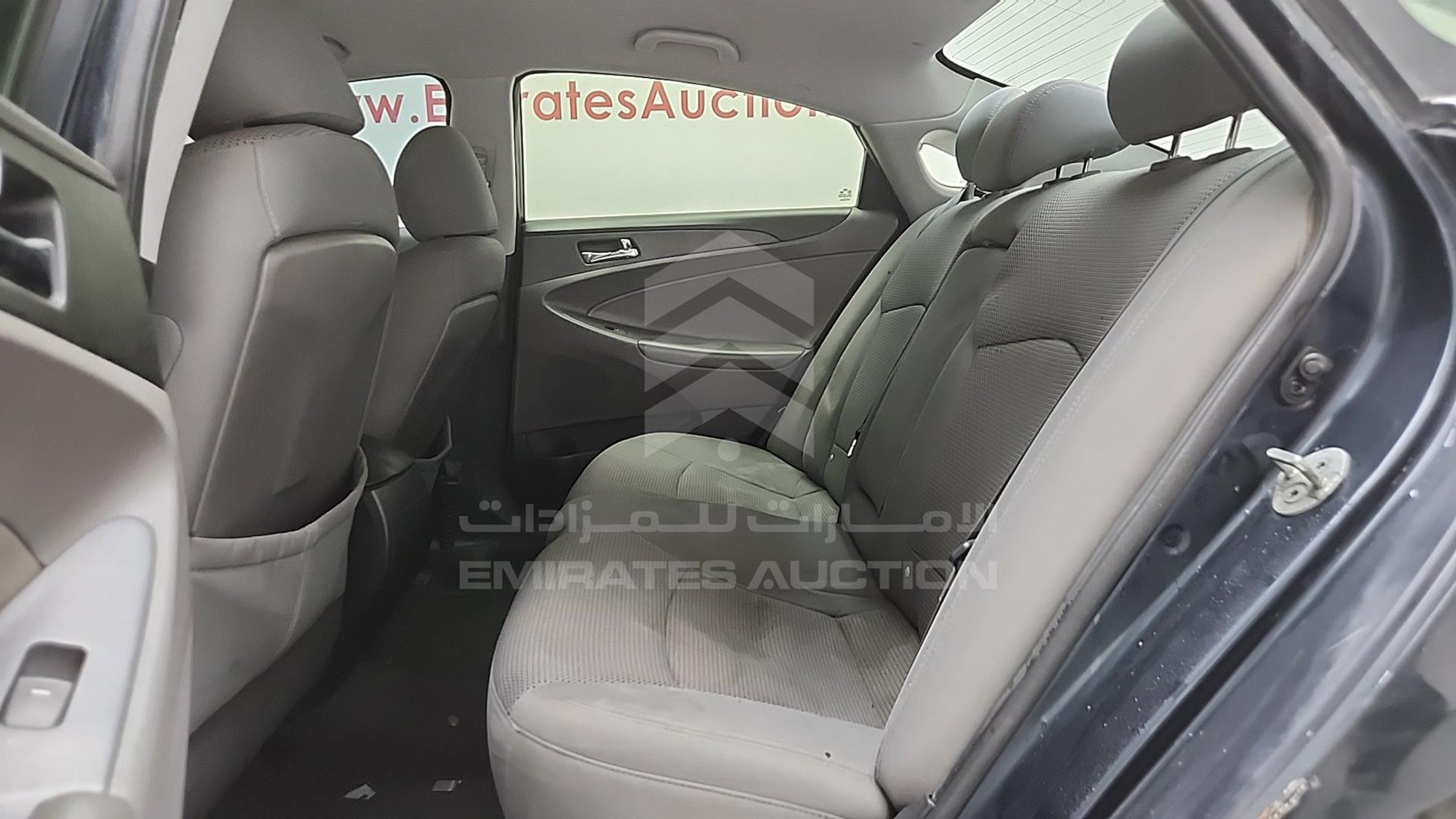 2013 HYUNDAI SONATA VIN: 5NPEB4AC5DH513740