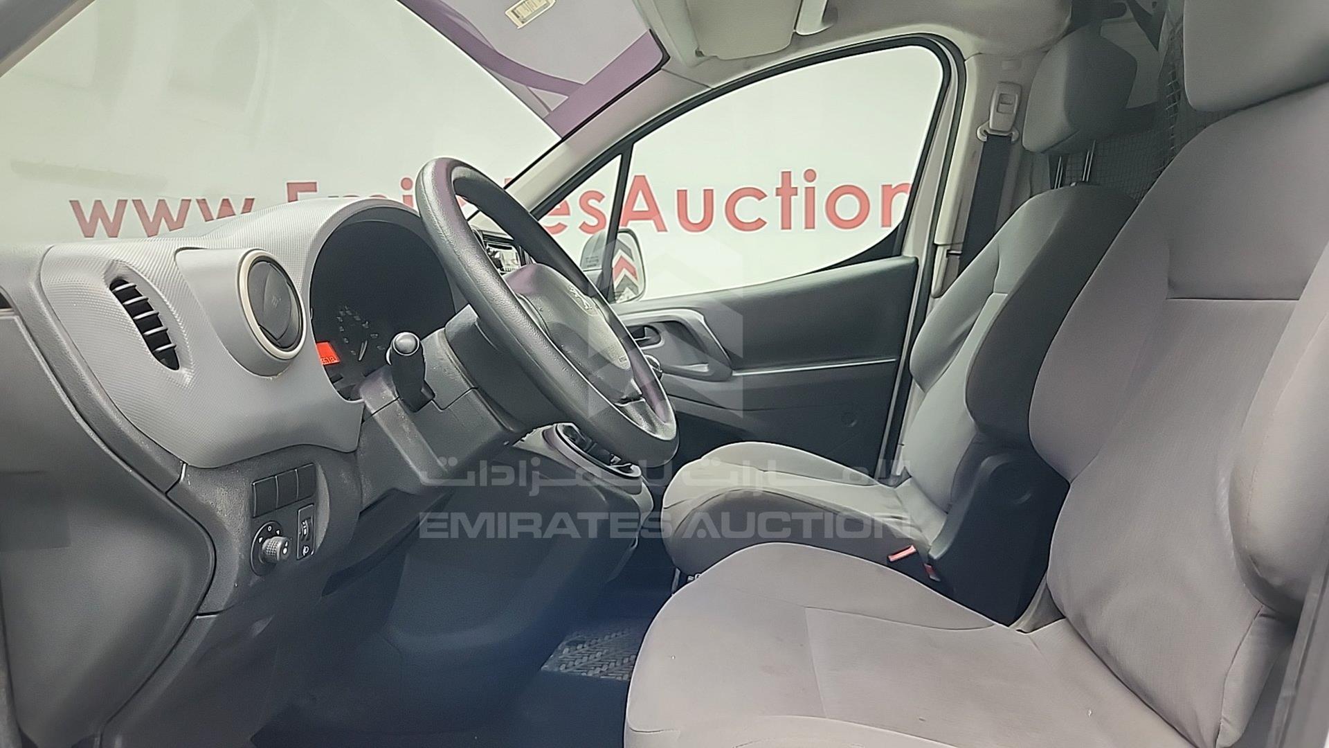 2015 PEUGEOT PARTNER VIN: VF37ENFU0FJ542828