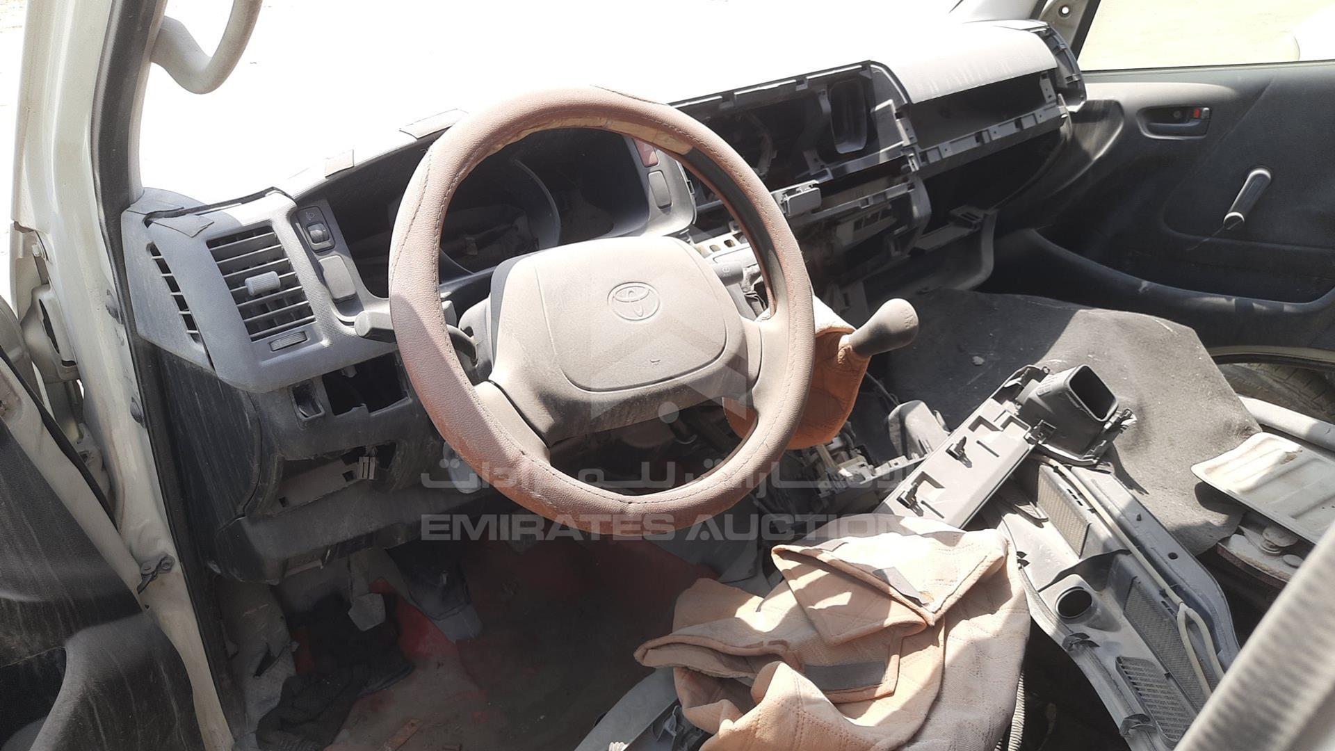 2007 TOYOTA HIACE VIN: JTFHX02P270016551