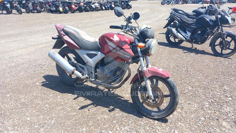 9C2MC35007R303572 Auction: EmiratesAuction Lot: 406857 9C2MC35007R303572 Honda Motorbike 2007 RED Photo 9