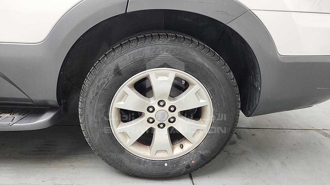 2012 Kia Mohave — Rear Left Tyre — Photo 36