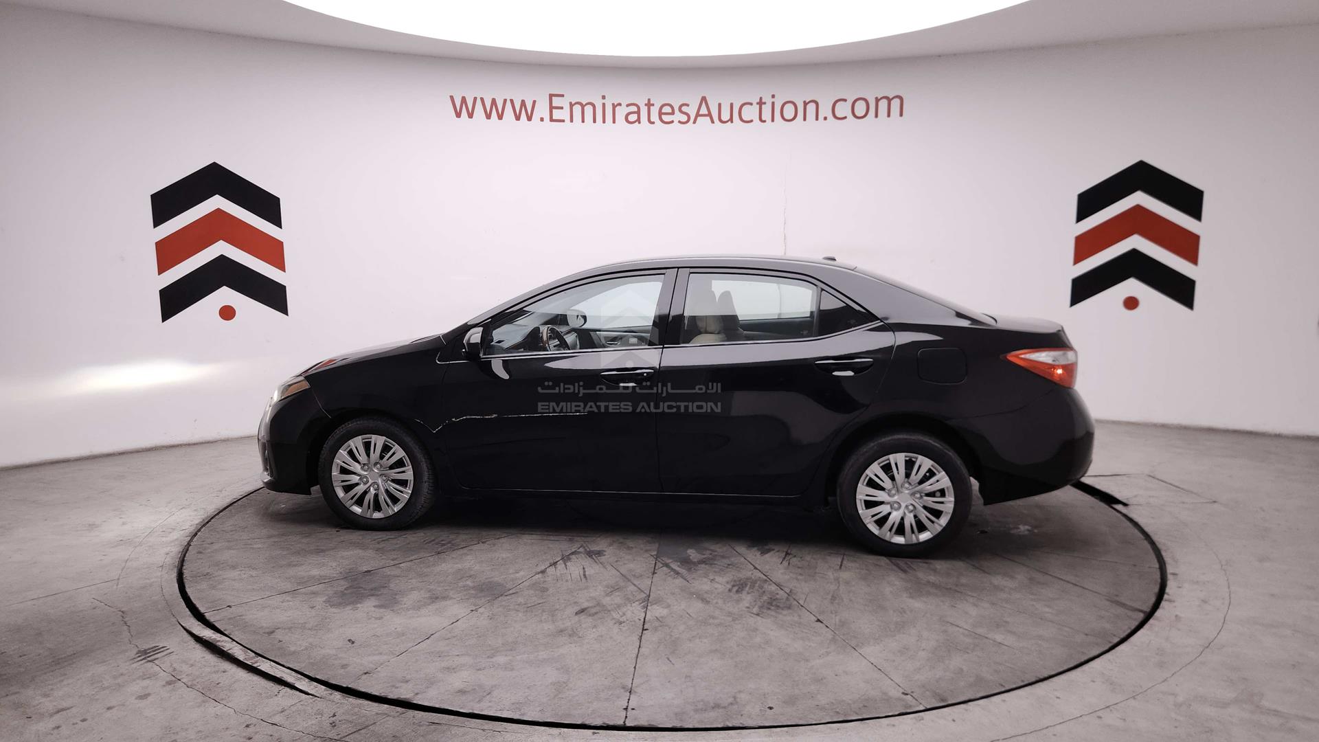 2016 TOYOTA COROLLA VIN: 2T1BURHE8GC484372