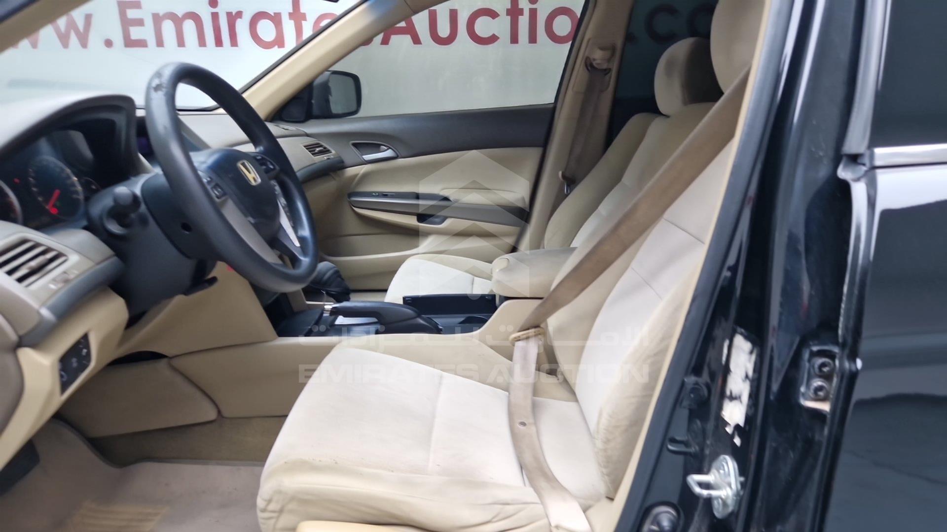 2009 HONDA ACCORD VIN: JHMCP26399C405533