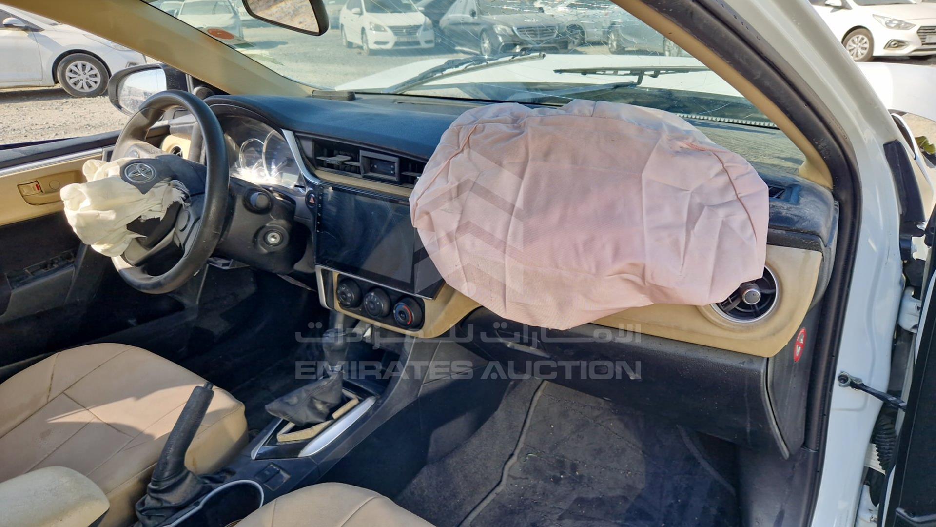 2019 TOYOTA COROLLA VIN: RKLBL9HE4K5267784