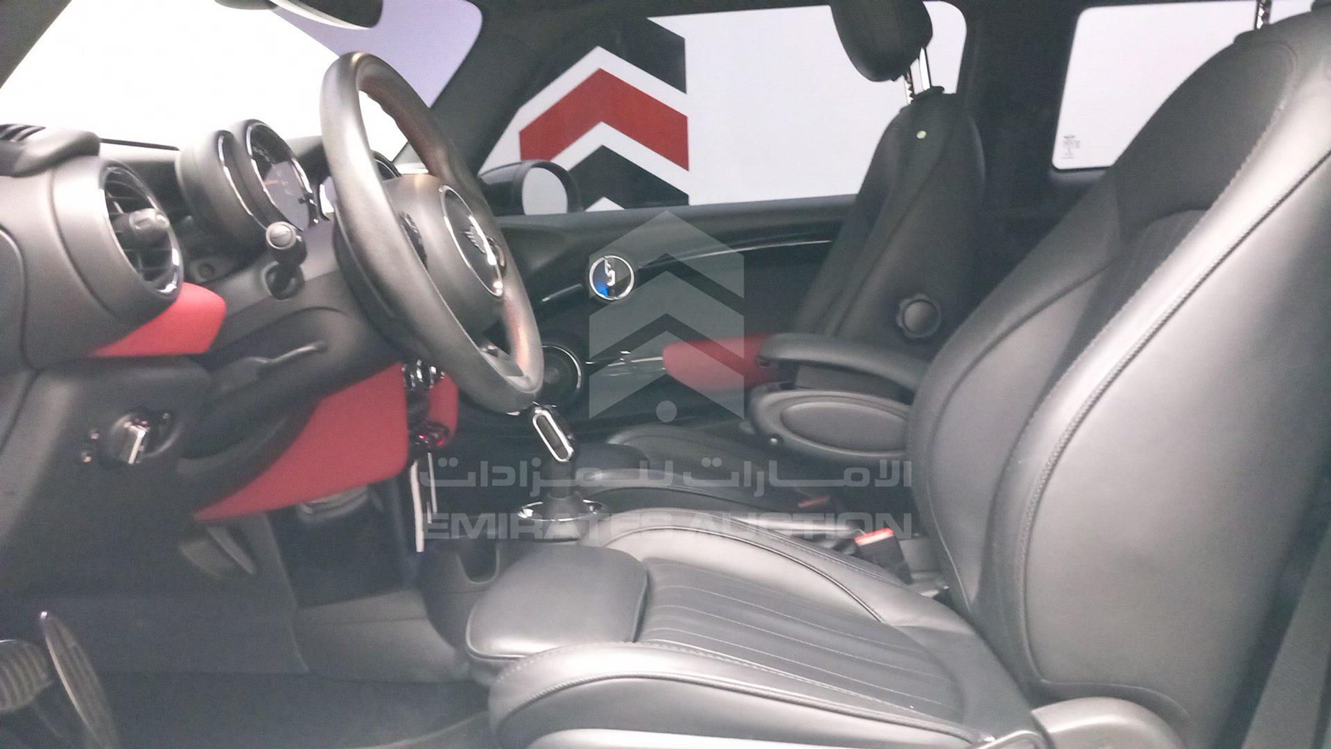 2021 MINI COOPER S VIN: WMWXR5A00M2N03907