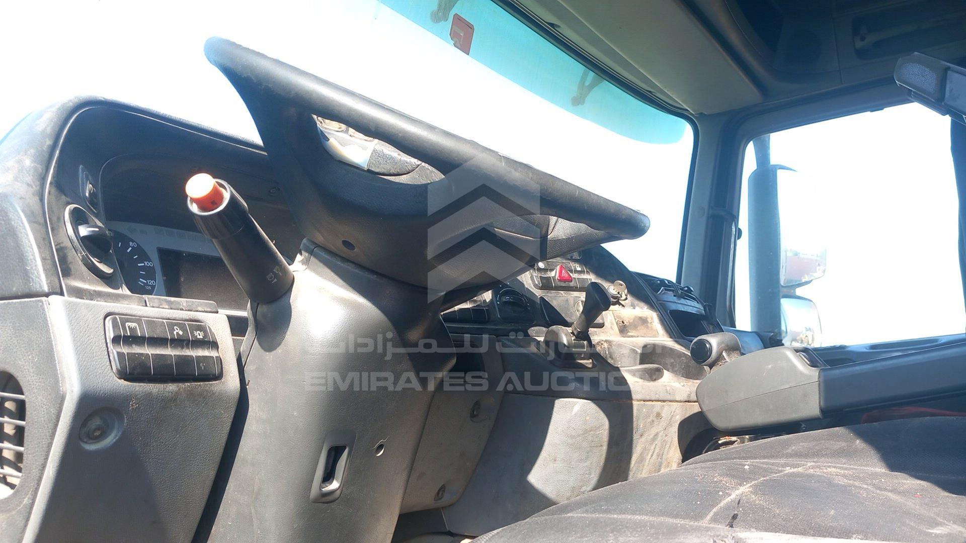 2008 MERCEDES ACTROS VIN: WDAKHCAAX8L309255