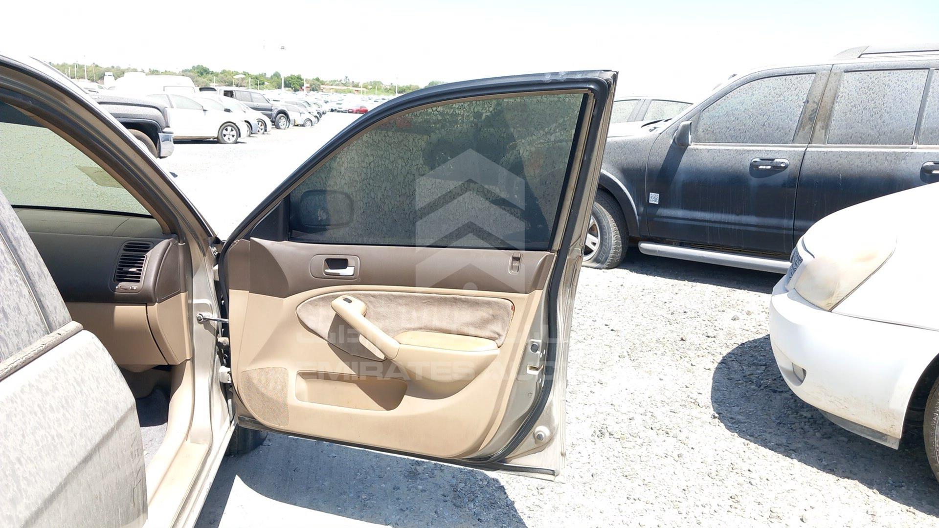 2003 HONDA CIVIC VIN: JHMES16633S401163