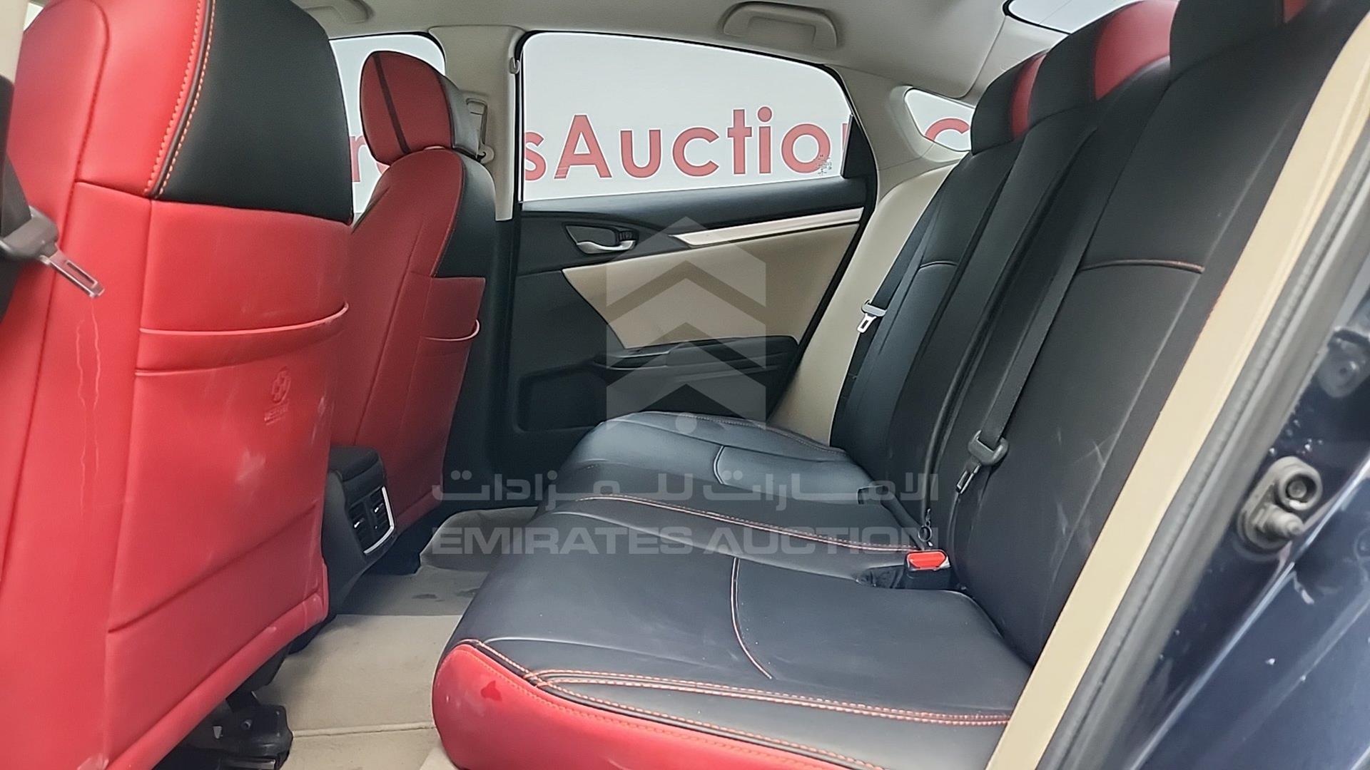 2018 HONDA CIVIC VIN: 19XFC2678JE450196