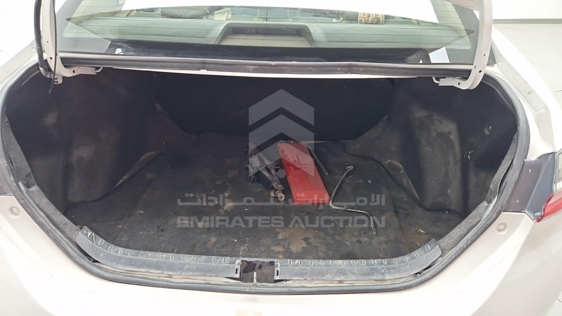 2018 TOYOTA COROLLA VIN: RKLBB9HE7J5213722