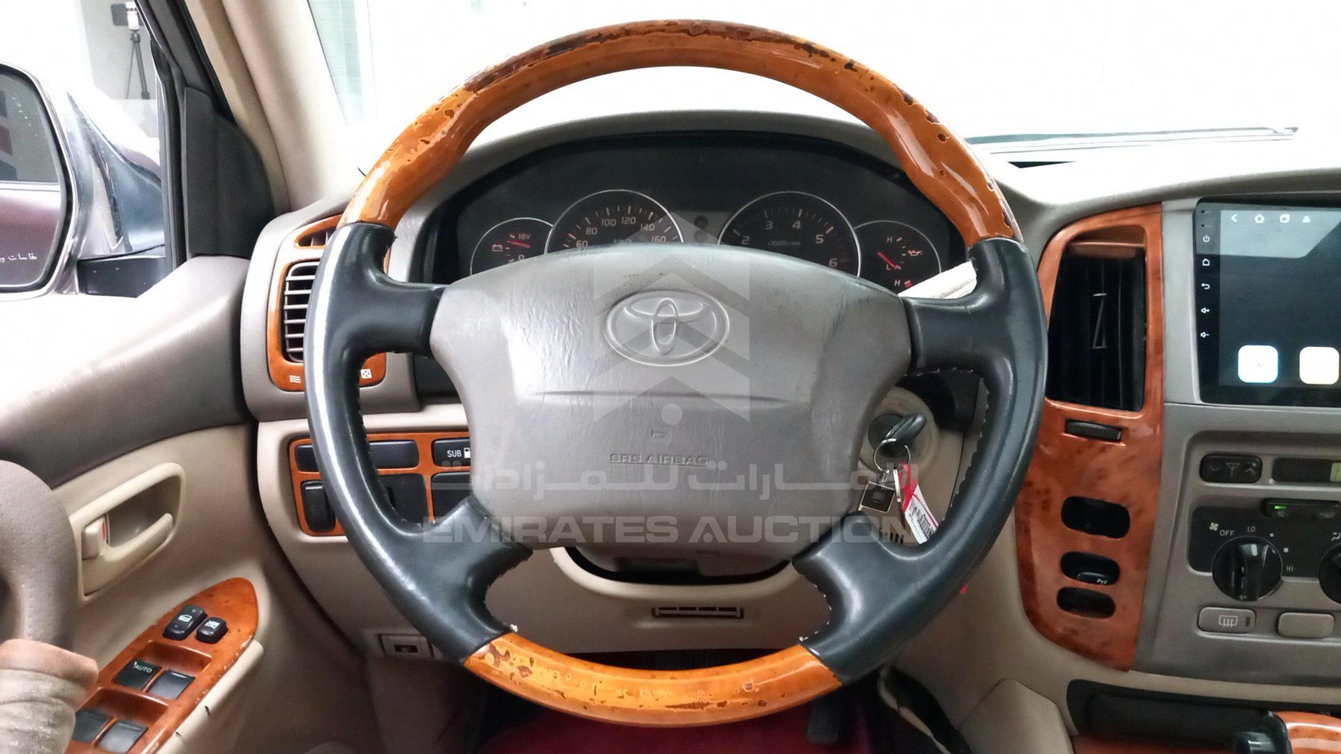 2002 TOYOTA LAND CRUISER VIN: JTEHJ09J225041002