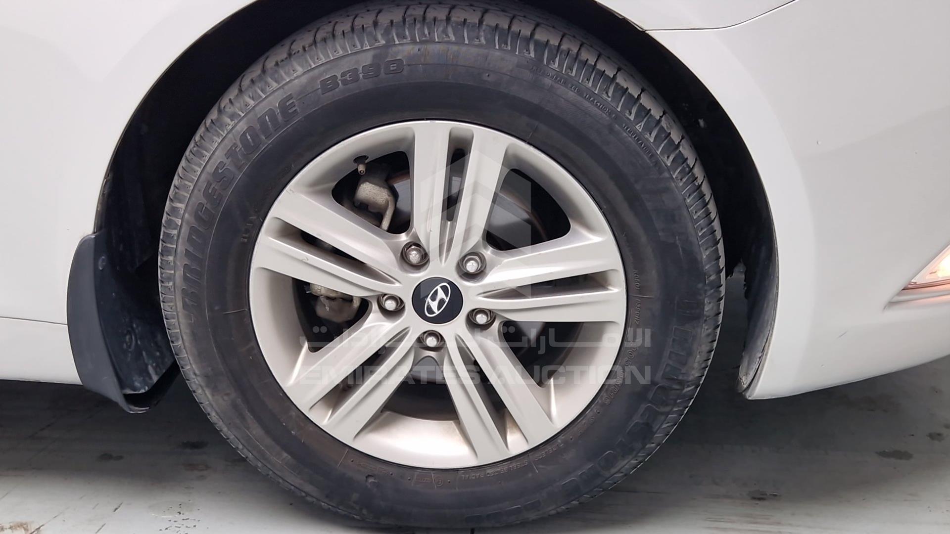2014 HYUNDAI SONATA VIN: KMHEB41C0EA625057