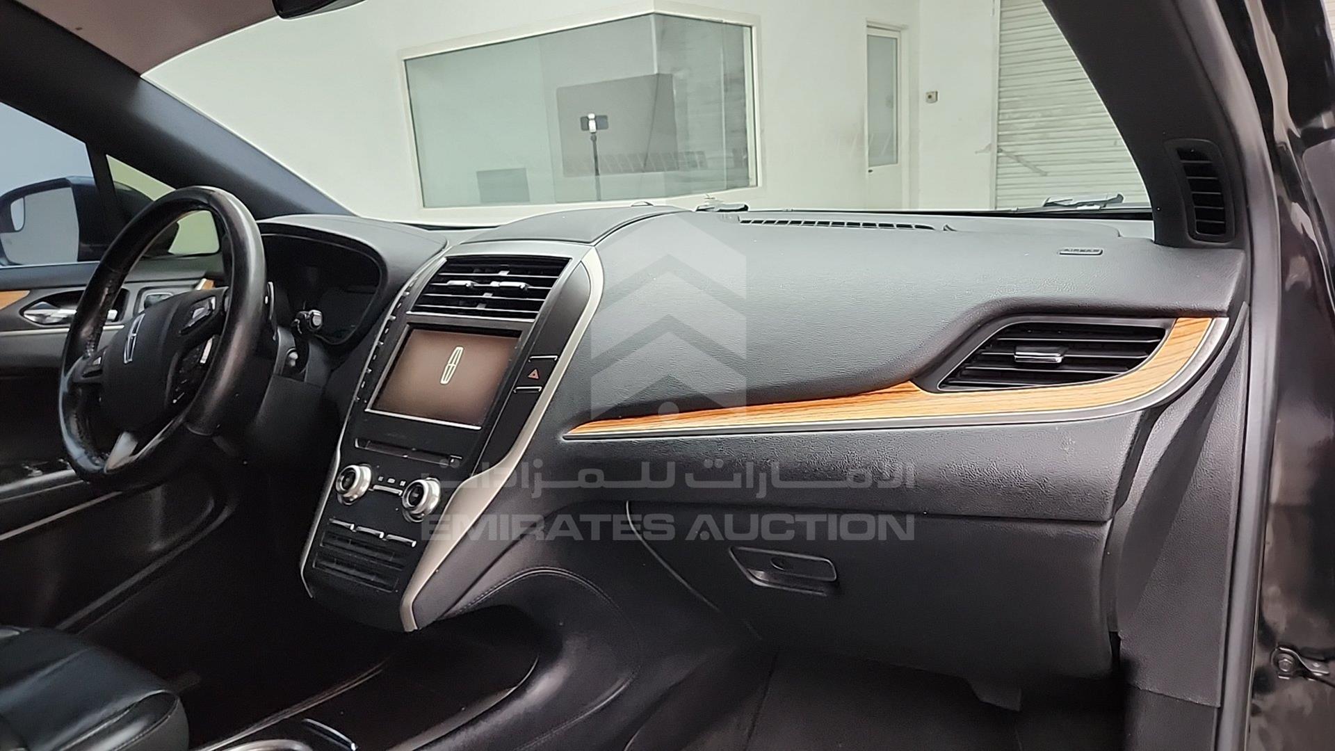 2016 LINCOLN MKC VIN: 5LMCJ2C96GUJ29825