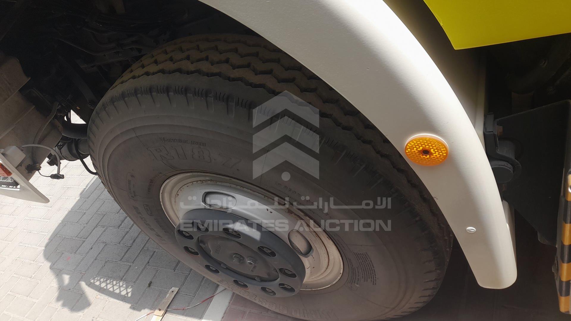 0 IVECO --- VIN: WJMF3TPT00C43342