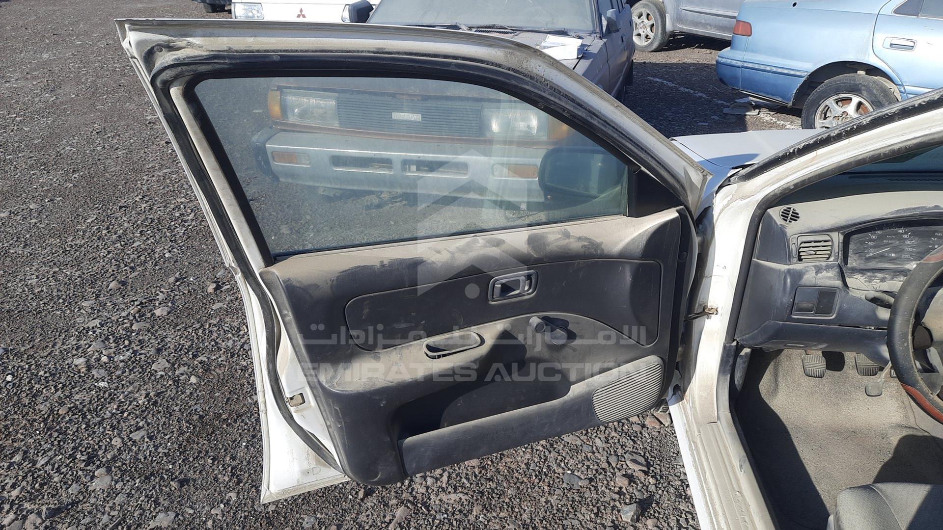 2000 NISSAN SUNNY VIN: JN1BB41S7YW002284