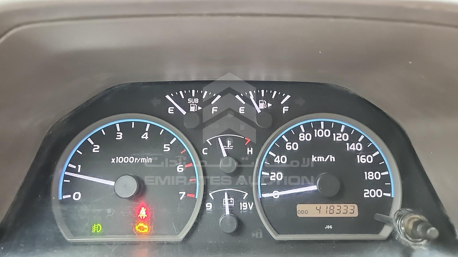 2012 TOYOTA LAND CRUISER VIN: JTFLU73J3C4522897
