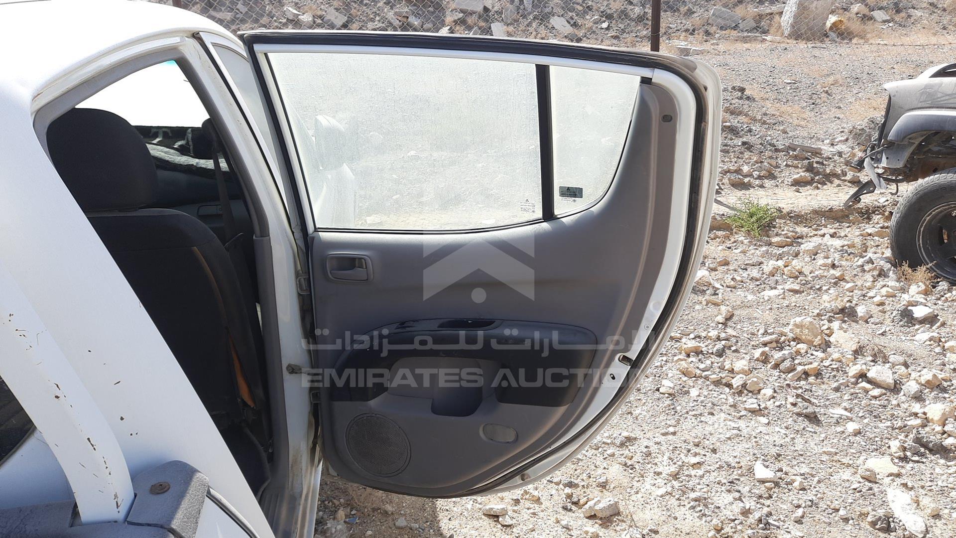 2013 MITSUBISHI L 200 VIN: MMBJNKA50DD029378