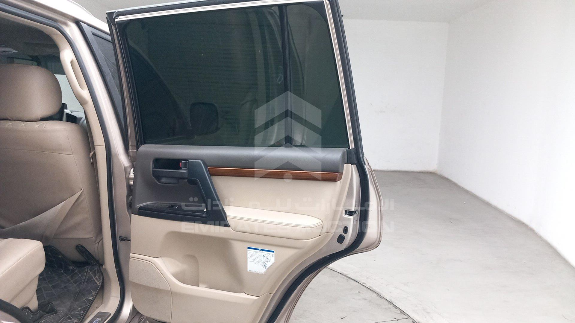 2018 TOYOTA LAND CRUISER VIN: JTMHX01J0J4160430