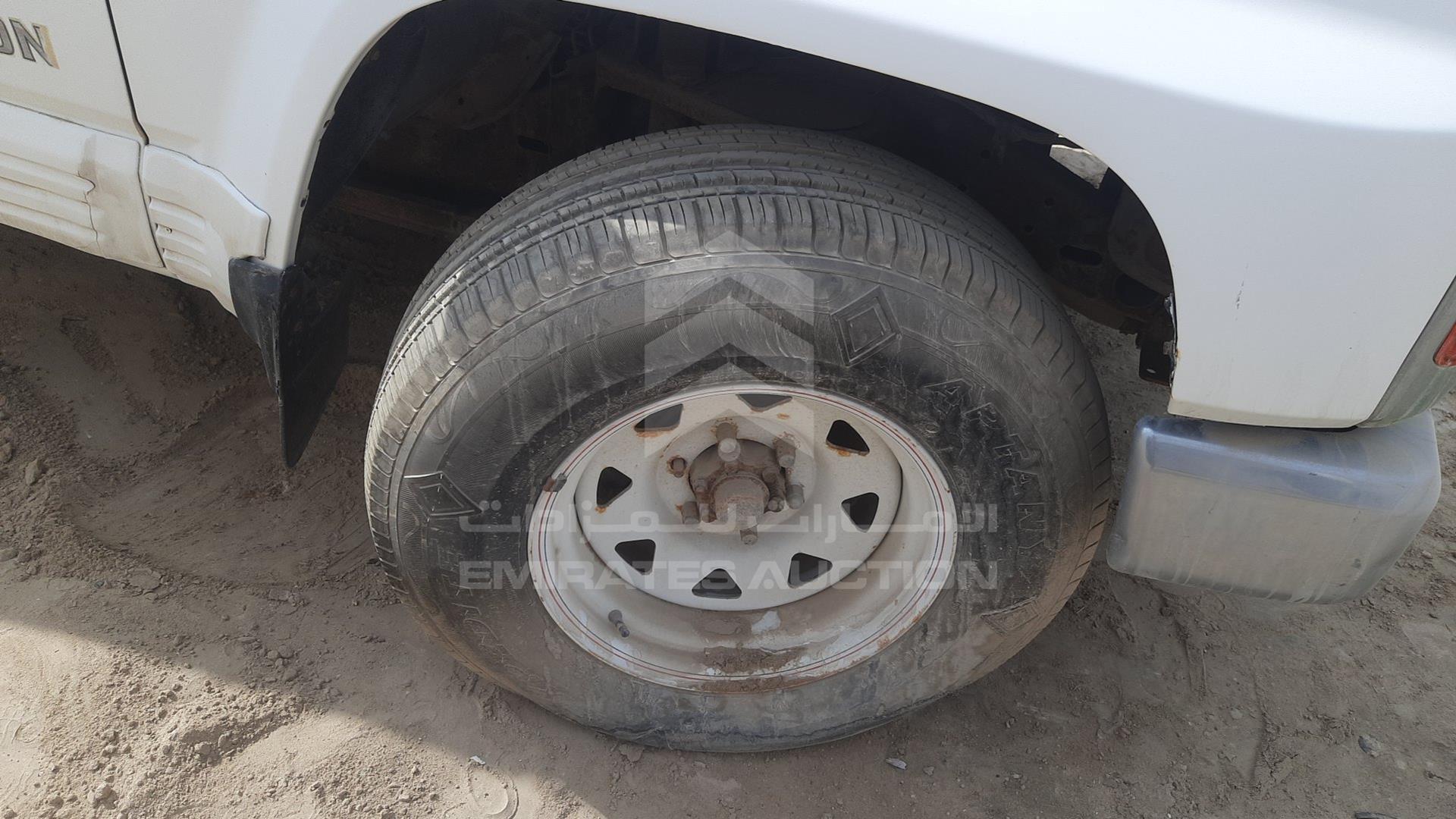 1993 NISSAN PATROL VIN: WGY60366163