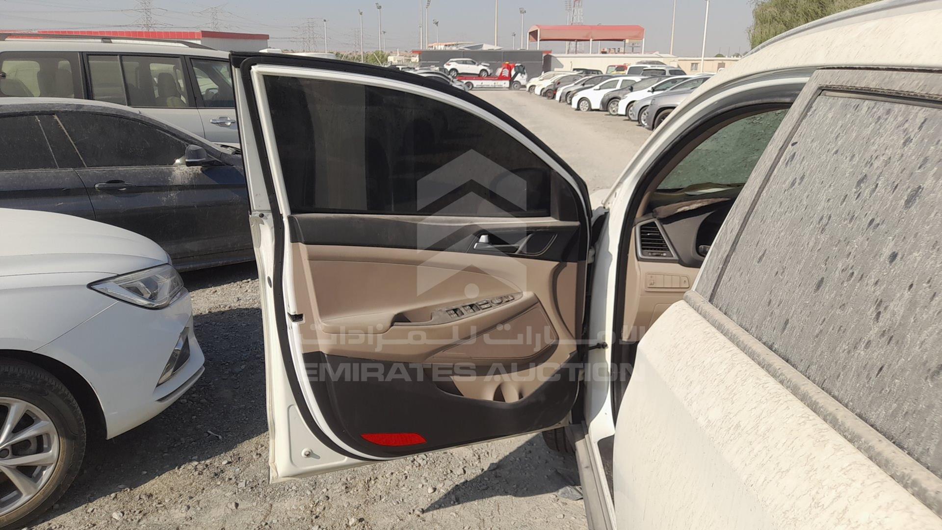 2017 HYUNDAI TUCSON VIN: TMAJ28134HJ376409