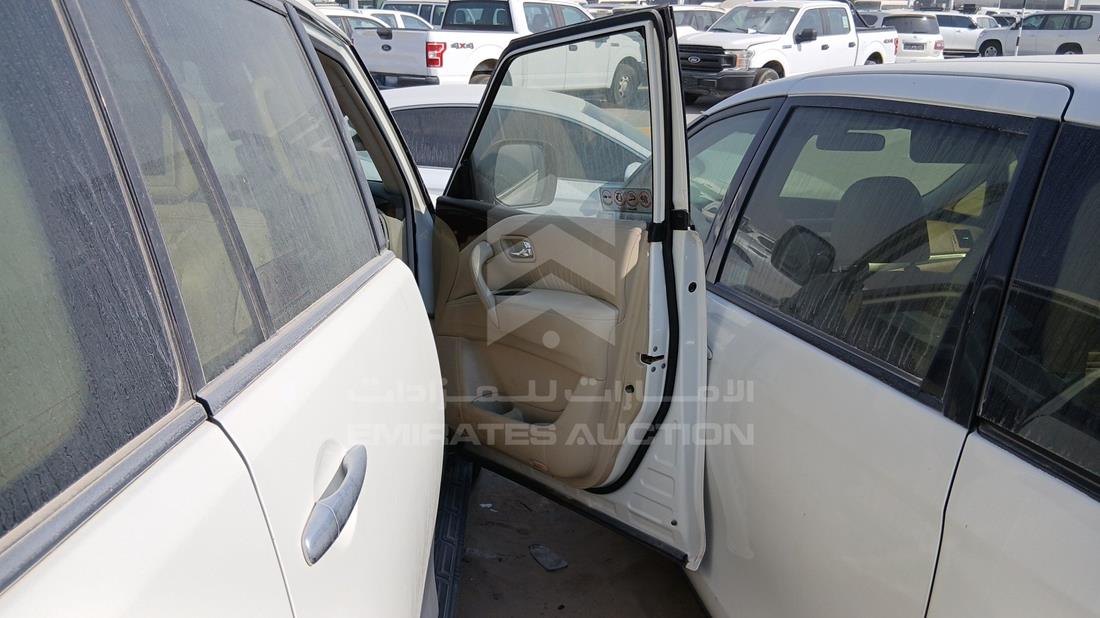 نيسان باترول 2019 — الباب الأمامي الأيمن — صورة 27