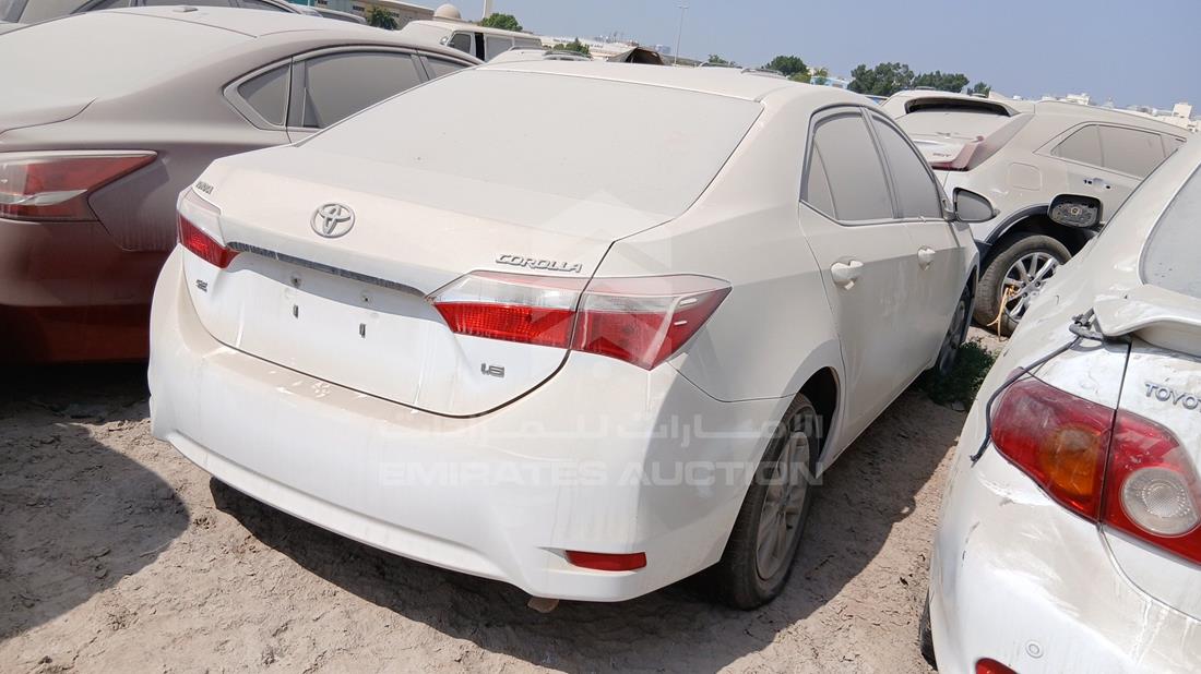 2015 Toyota Corolla - Scrap without document — Rear Right Angle — Photo 8