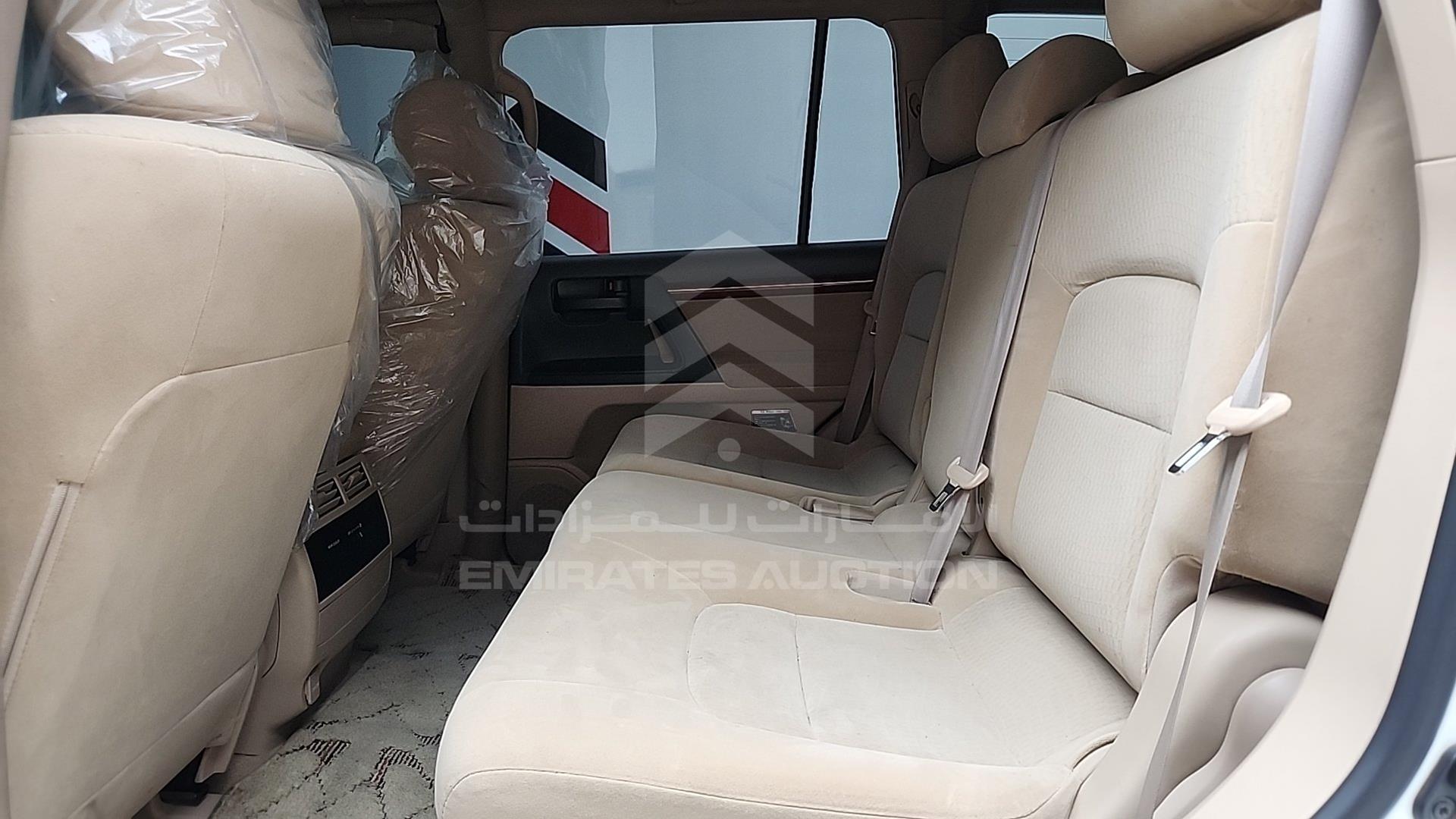 2013 TOYOTA LAND CRUISER VIN: JTMHV09JXD4095973