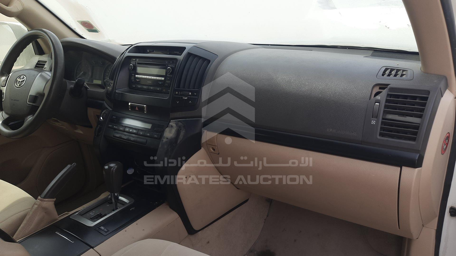 2014 TOYOTA LAND CRUISER VIN: JTMDU09J3E4094988