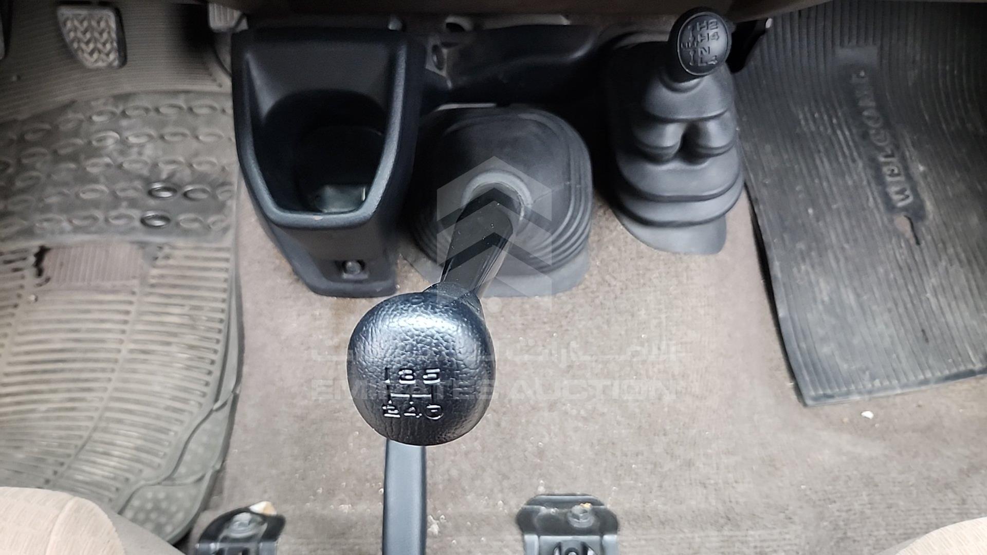 2017 TOYOTA LC 76 VIN: JTEEU73J9H4200785