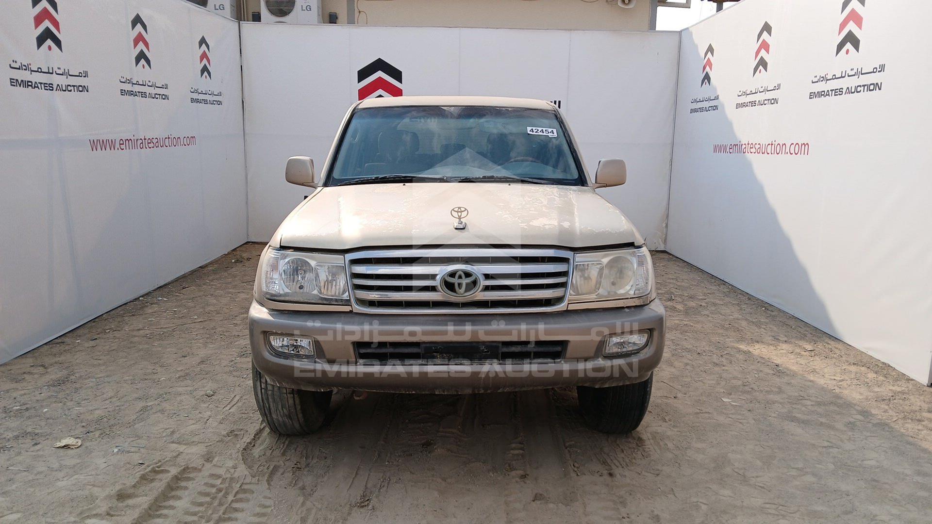 2005 TOYOTA LAND CRUISER VIN: JTEHJ09J455111569