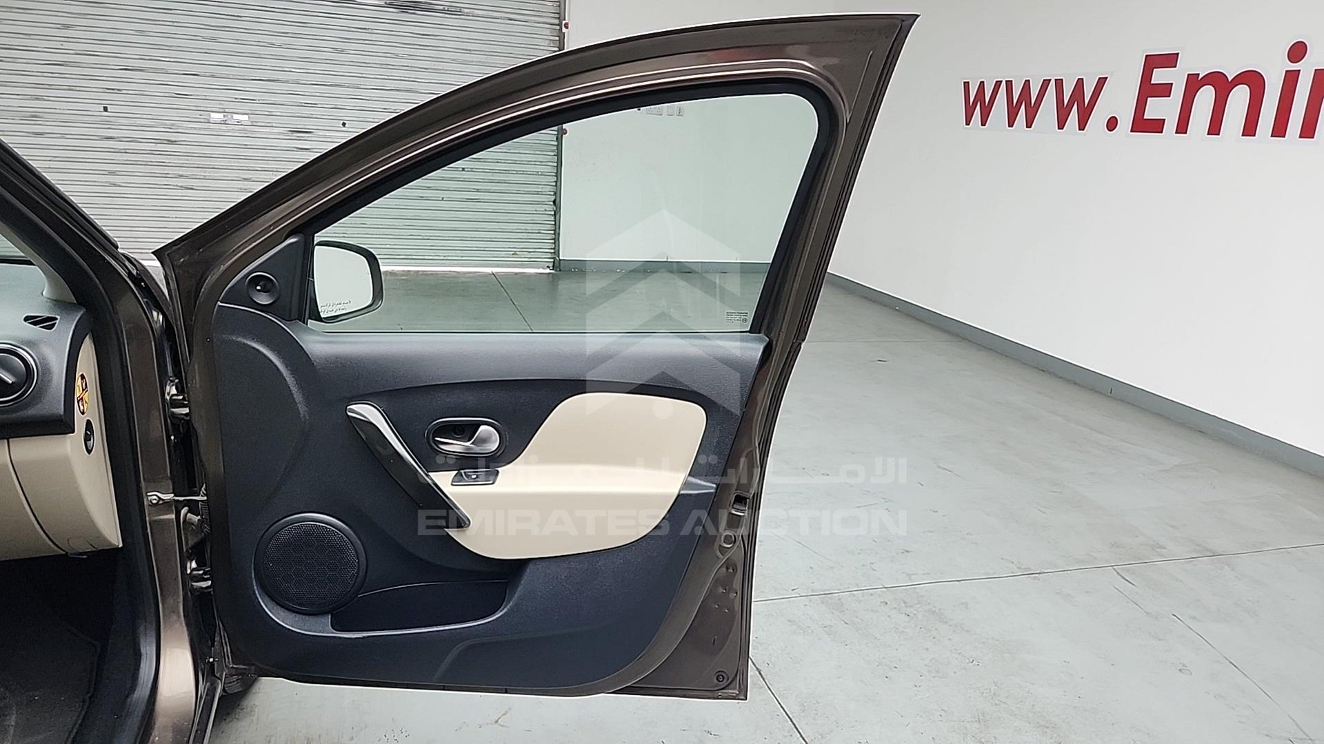 2020 RENAULT SYMBOL VIN: VF14SRABXLT554728