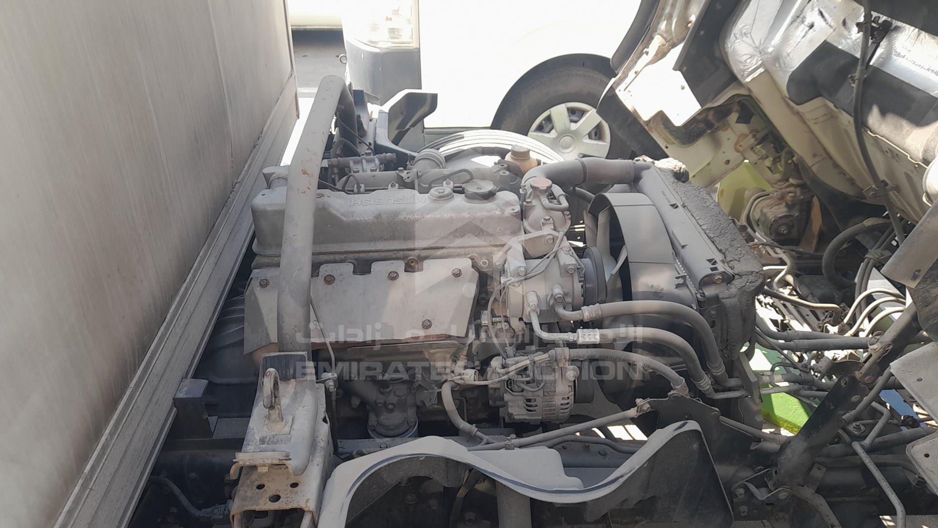 2015 MITSUBISHI CANTER VIN: JL7B6E1P8FK019136