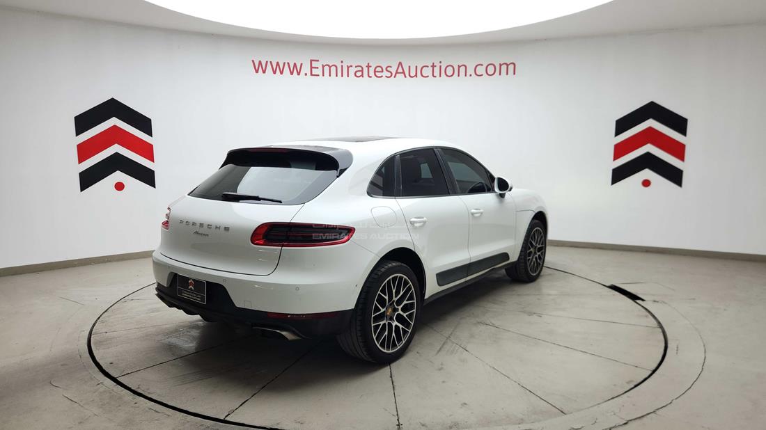 2017 Porsche Macan — Rear Right Angle — Photo 11