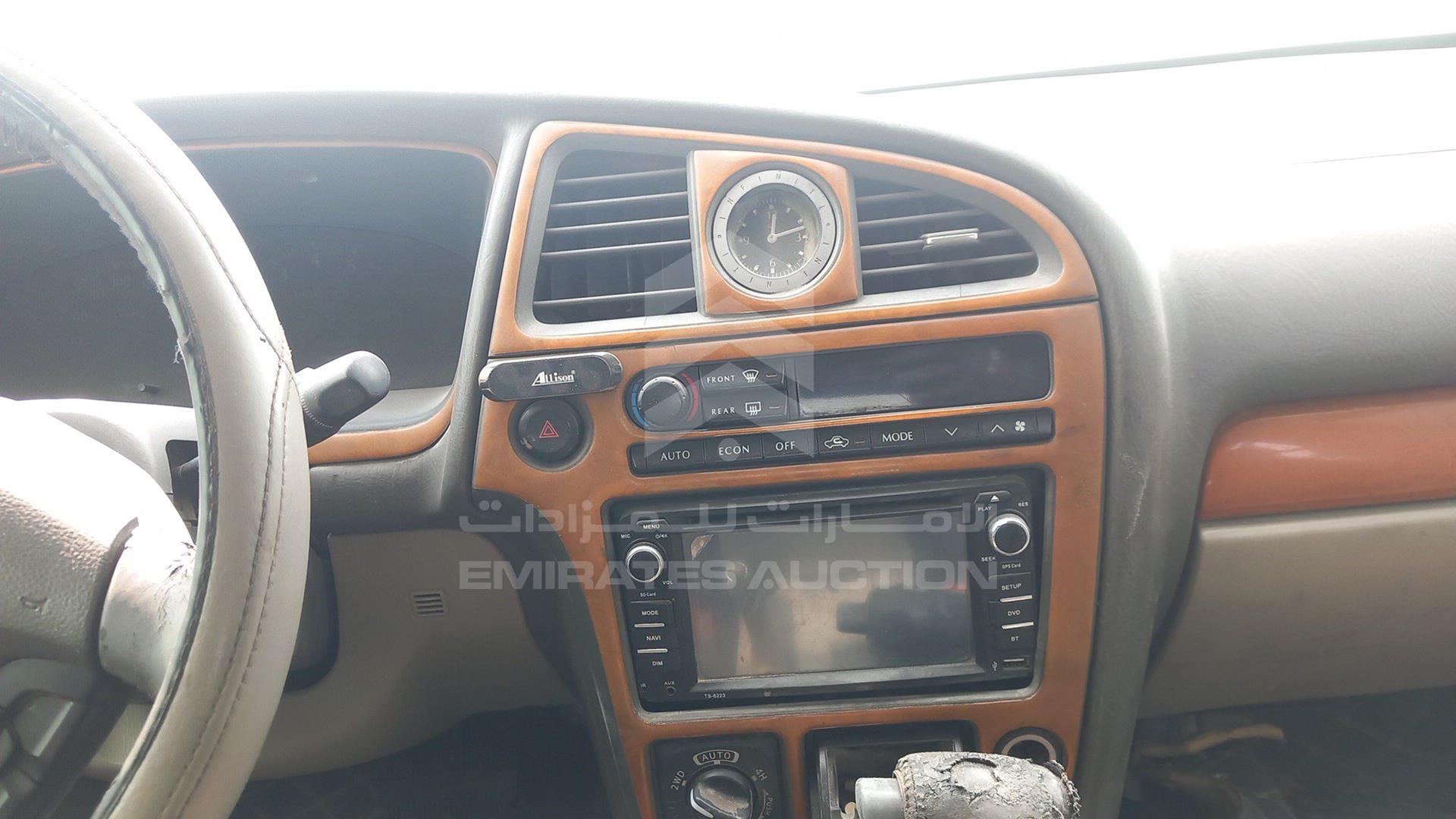 2003 INFINITI QX4 VIN: JN8DR05Y13W010404