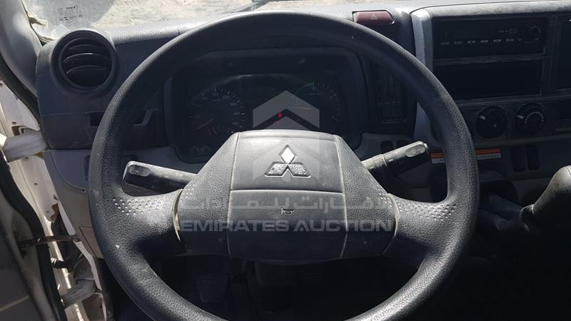 MEC212DP5LP043326 Auction: EmiratesAuction Lot: 403553 MEC212DP5LP043326 Mitsubishi Canter 2020 WHITE Photo 12