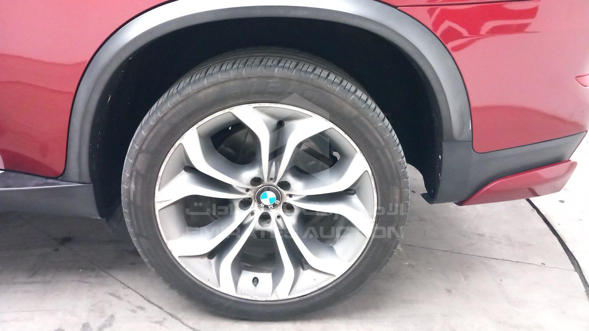 2011 BMW X5 VIN: WBAZV8105BL392736