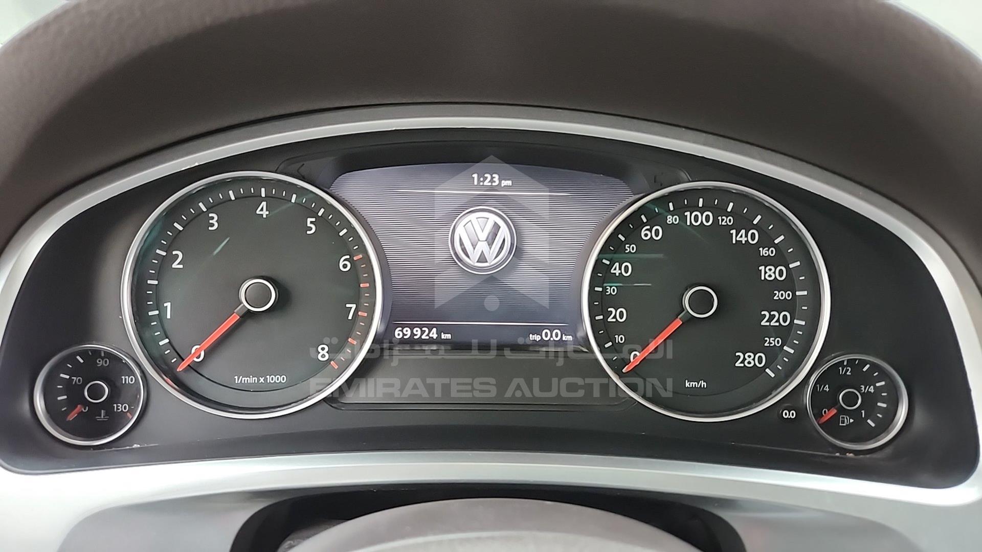 2012 VOLKSWAGEN TOUAREG VIN: WVGBC27P0CD000121