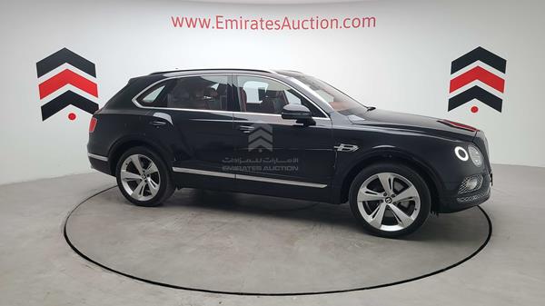 SJAAF1ZV2JC018525 Bentley Bentayga
