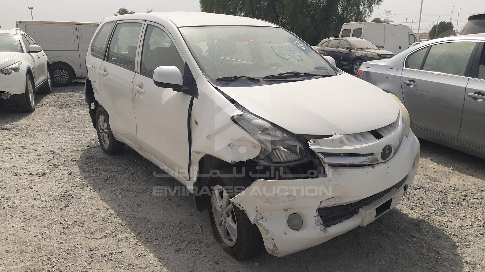2015 TOYOTA AVANZA VIN: MHKMC13F1FK018413