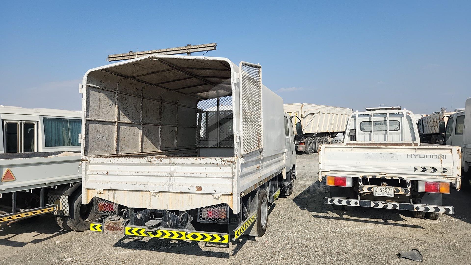 2014 HINO 300 VIN: JHHMCK3H3EK008186