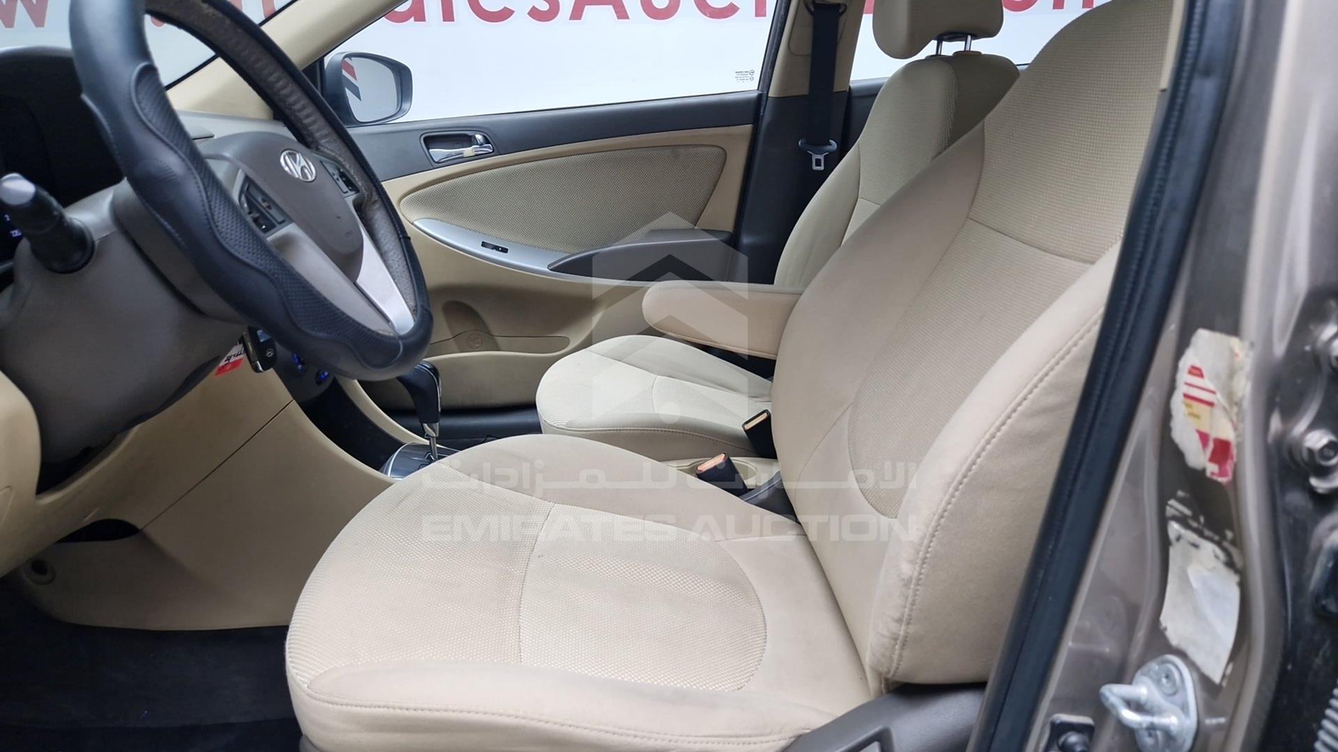 2015 HYUNDAI ACCENT VIN: KMHCT41DXFU662050